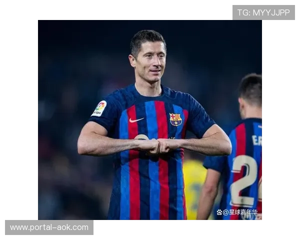 巴萨回归诺坎普4-0完胜毕巴，莱万费兰托雷斯双双破门