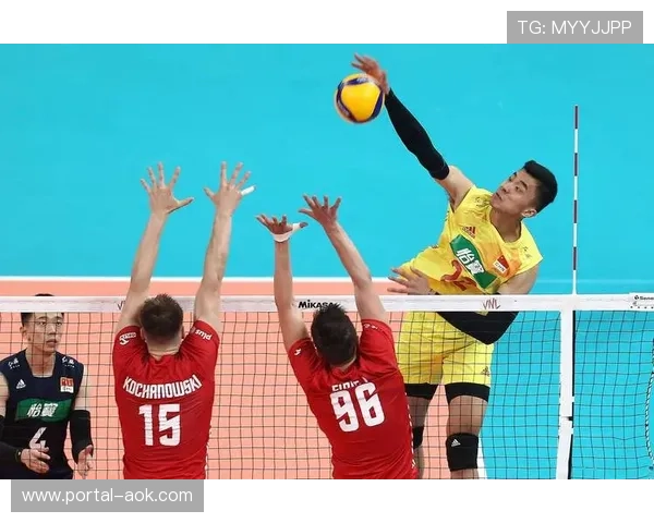 波兰男排超级联赛升班马海乌姆虽败,本土德比展现顽强拼搏精神 波兰男排超级联赛升班马海乌姆虽败,本土德比展现顽强拼搏精神