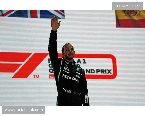 卡塔尔夜战轮胎管理成决胜关键，汉密尔顿成比赛变量